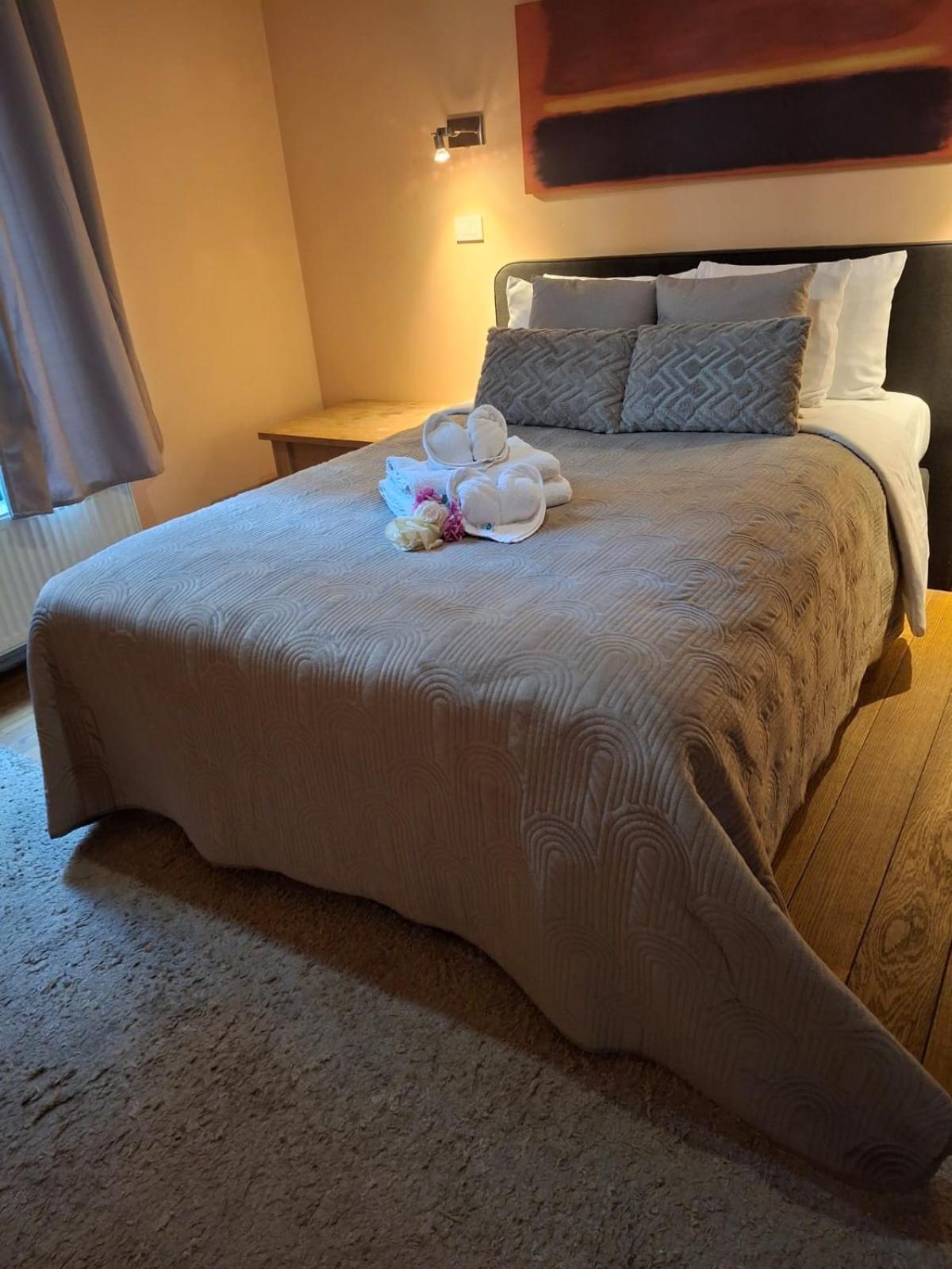אנטוורפן Luxury Suites Castel By Rikas Hotels מראה חיצוני תמונה