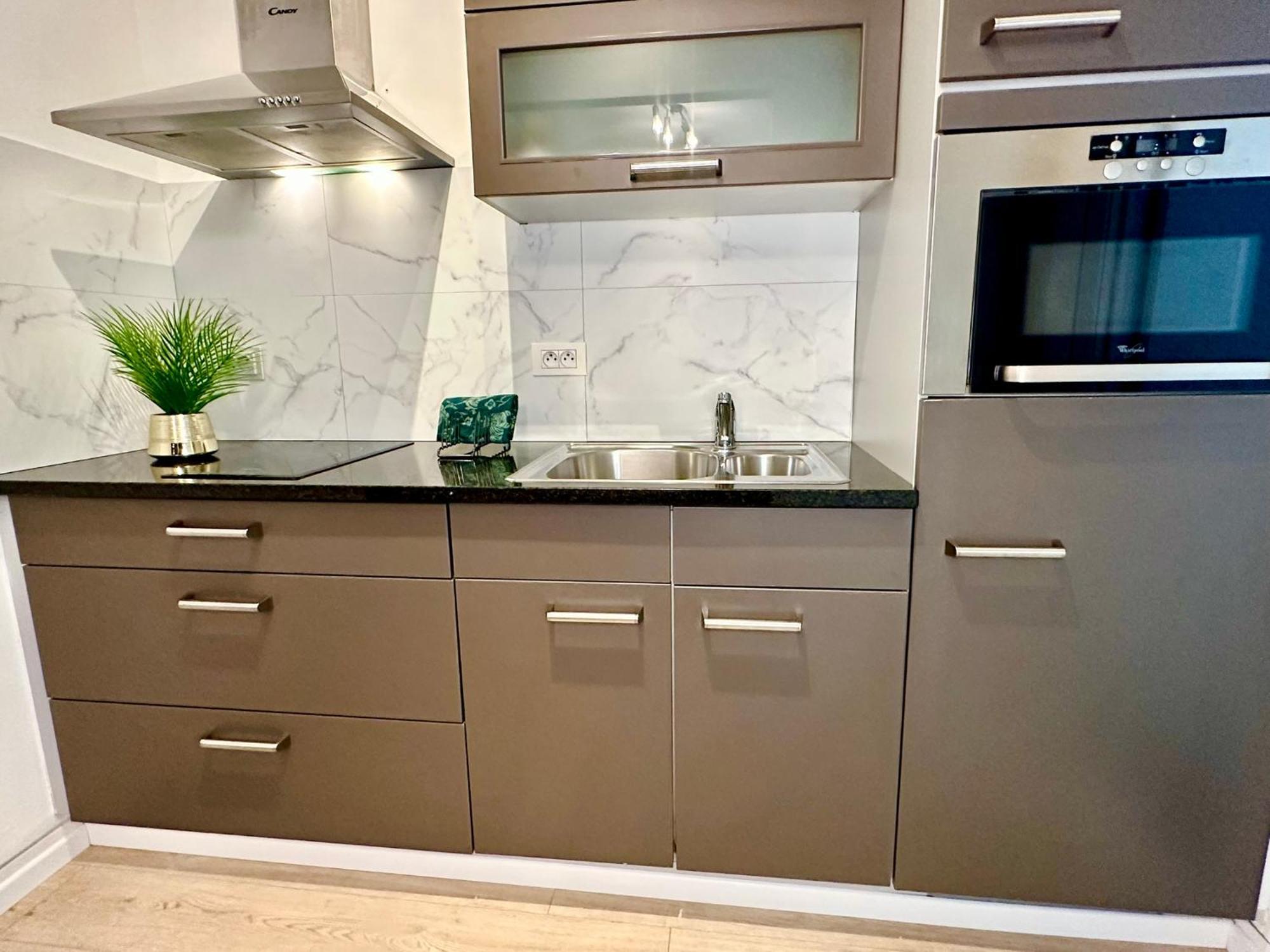 אנטוורפן Luxury Suites Castel By Rikas Hotels מראה חיצוני תמונה