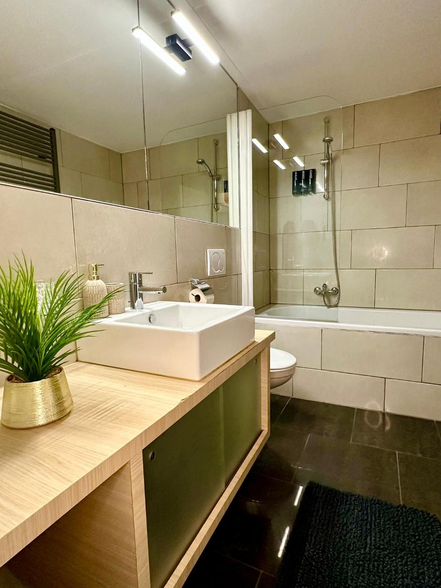 אנטוורפן Luxury Suites Castel By Rikas Hotels מראה חיצוני תמונה
